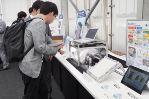 Photo of artificial photosynthesis demonstration by Japan Technological Research Association of Artificial Photosynthetic Chemical Process (ARPChem)