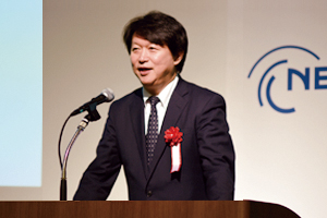 Photo of Dr. Isamu Takahara, Cabinet Office Deputy Director-General for Science Technology and Innovation, delivering opening remarks