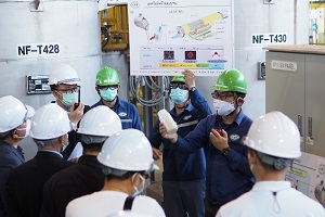 A photo of explanation in the demonstration facility