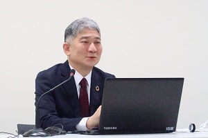 ENEOS株式会社執行役員　藤山中央技術研究所長による基調講演の写真