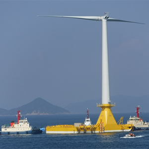 設置海域への風車・浮体の曳航④